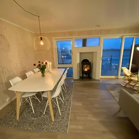 Rorbu By Nappstraumen, Lofoten *