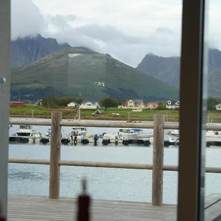Rorbu By Nappstraumen, Lofoten *