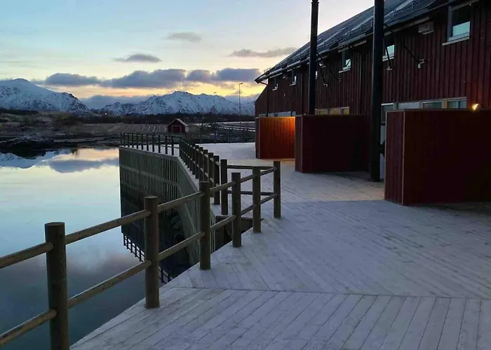Rorbu By Nappstraumen, Lofoten * Gravdal (Vestvagoy)